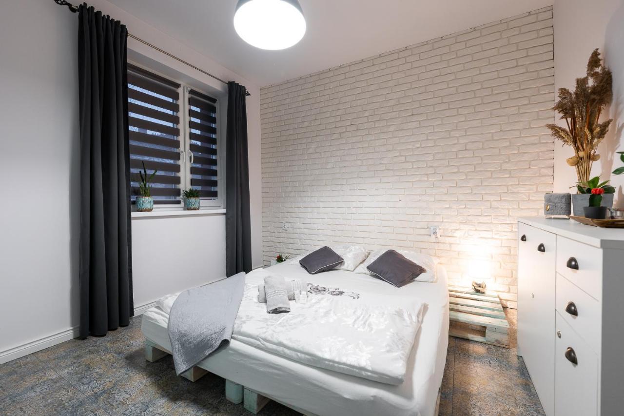 Apartament Poludniowy Ruda Slaska Buitenkant foto